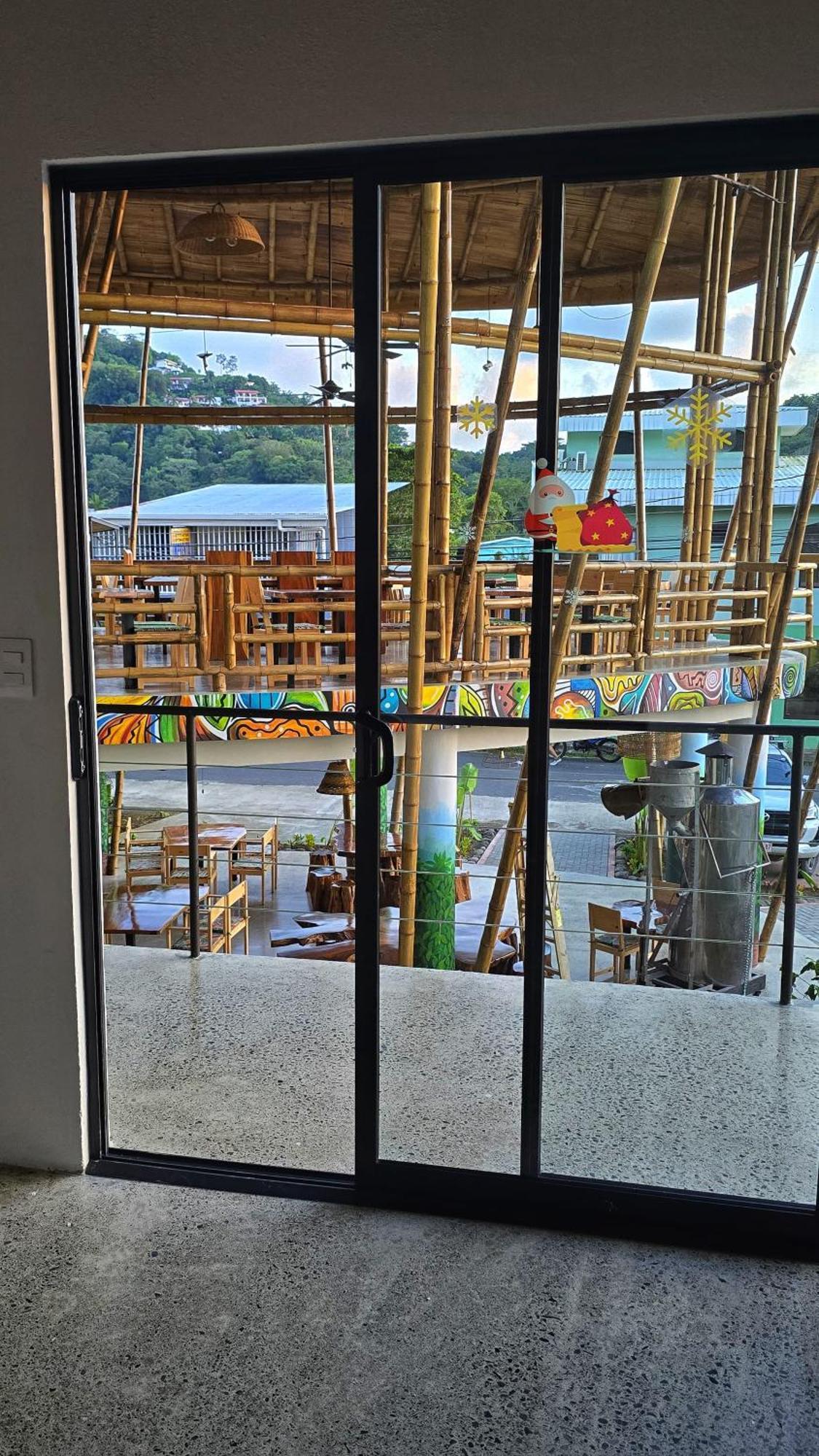 Bonding Coffee Roaster Cafe & Hotel Quepos Esterno foto