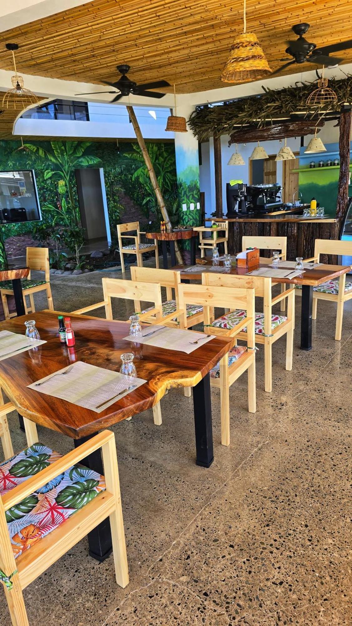 Bonding Coffee Roaster Cafe & Hotel Quepos Esterno foto